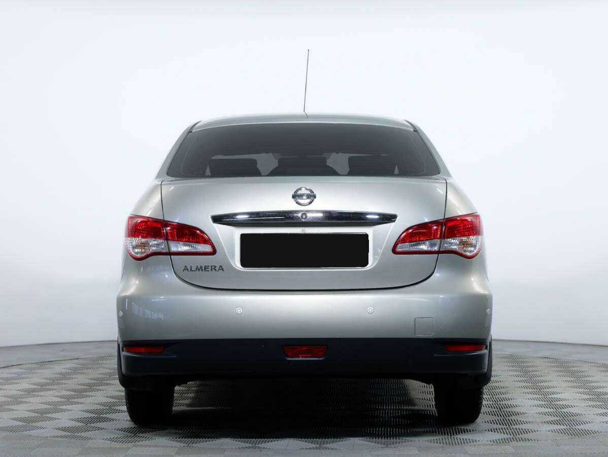 Nissan Almera б/у, 2017, Механическая. Фото: #4