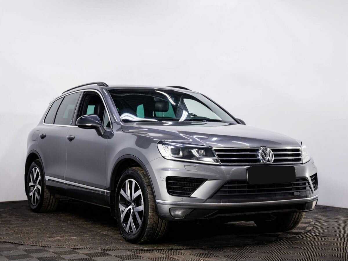Volkswagen Touareg б/у, 2017, Автоматическая. Фото: #2