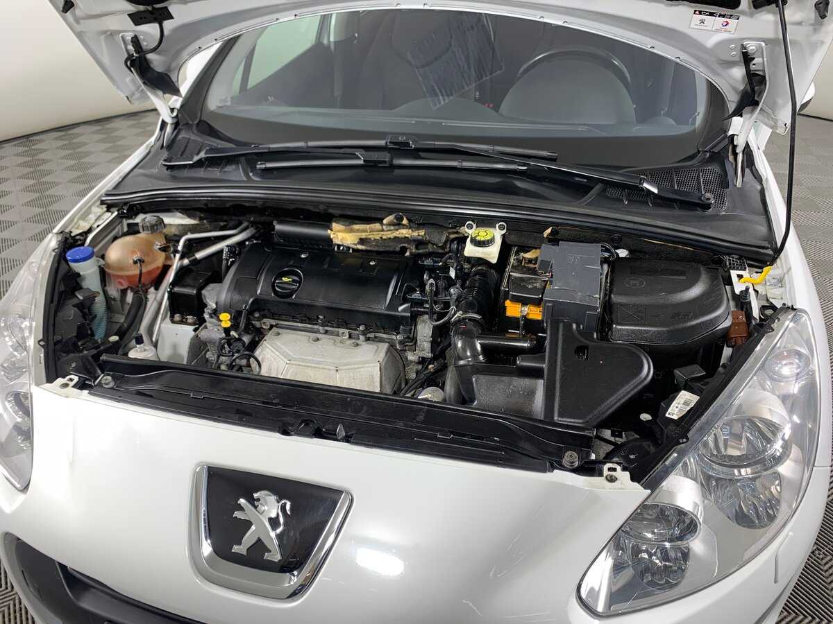 Peugeot 308 б/у, 2012, Автоматическая. Фото: #10