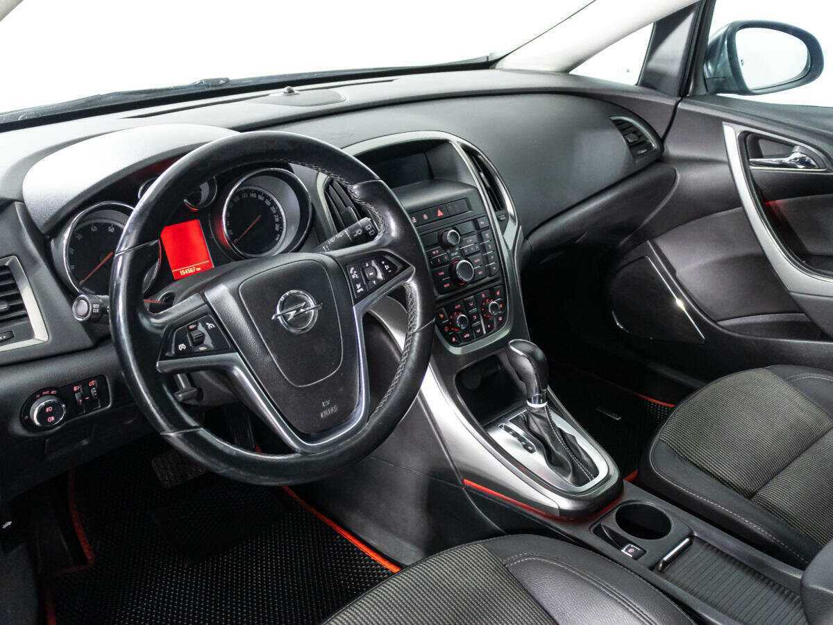 Opel Astra б/у, 2012, Автоматическая. Фото: #10