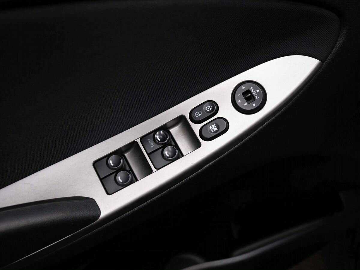 Hyundai Solaris б/у, 2015, Автоматическая. Фото: #22