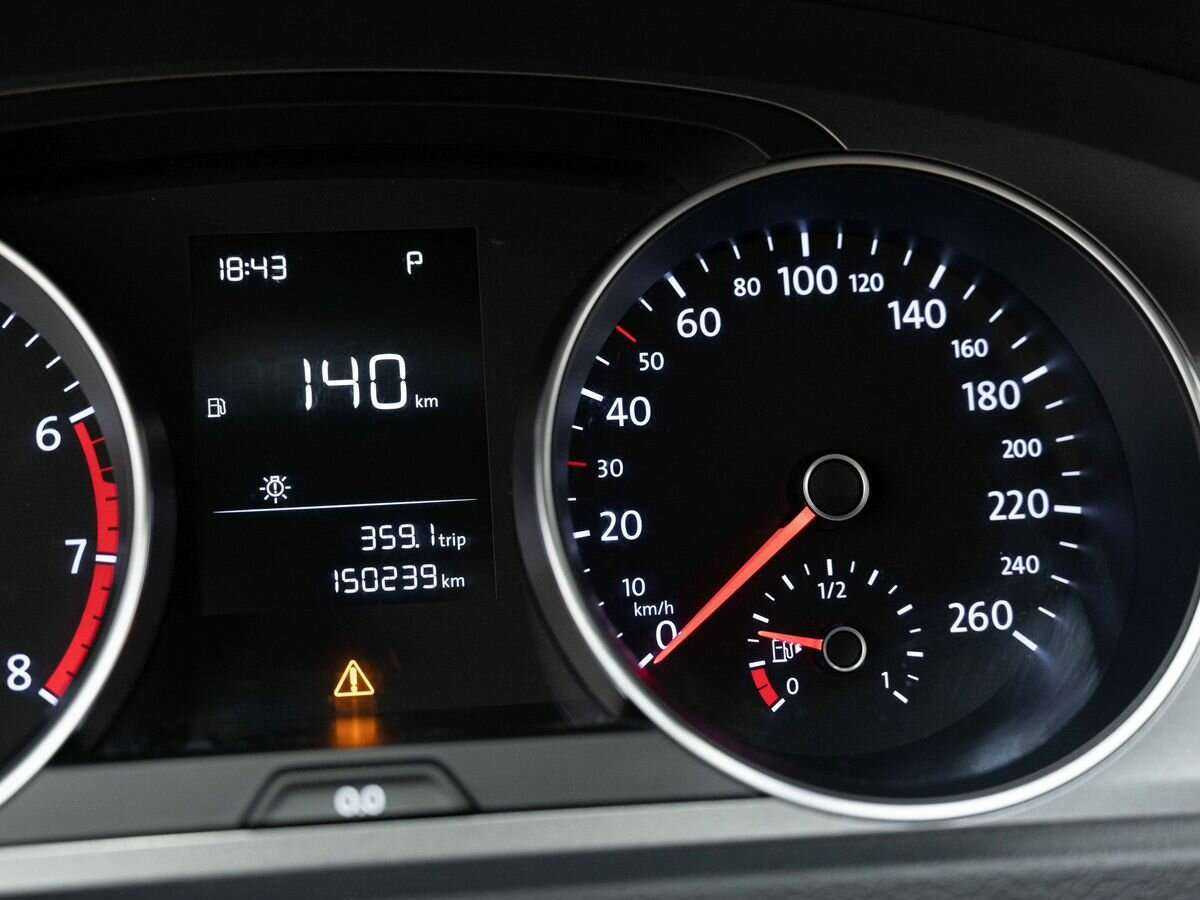 Volkswagen Golf б/у, 2013, Роботизированная. Фото: #16