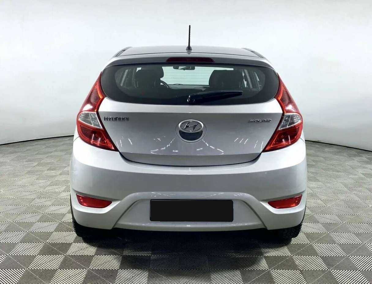 Hyundai Solaris б/у, 2014, Автоматическая. Фото: #4