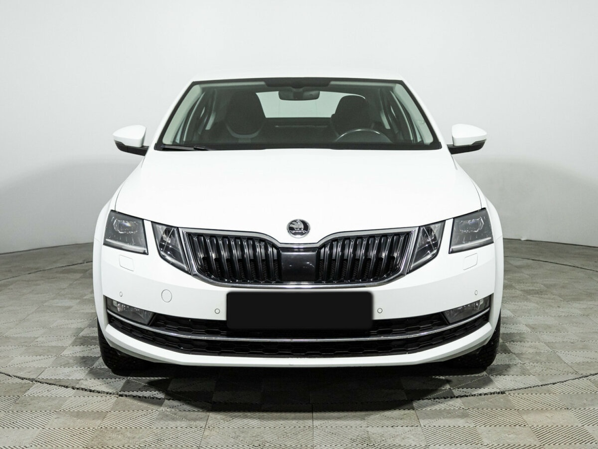 Skoda Octavia б/у, 2017, Роботизированная. Фото: #1