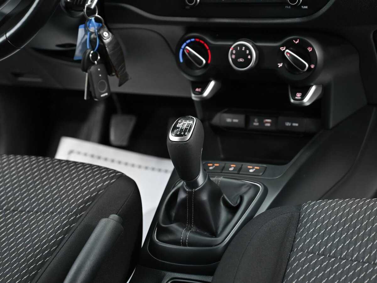 Kia Rio б/у, 2018, Механическая. Фото: #9