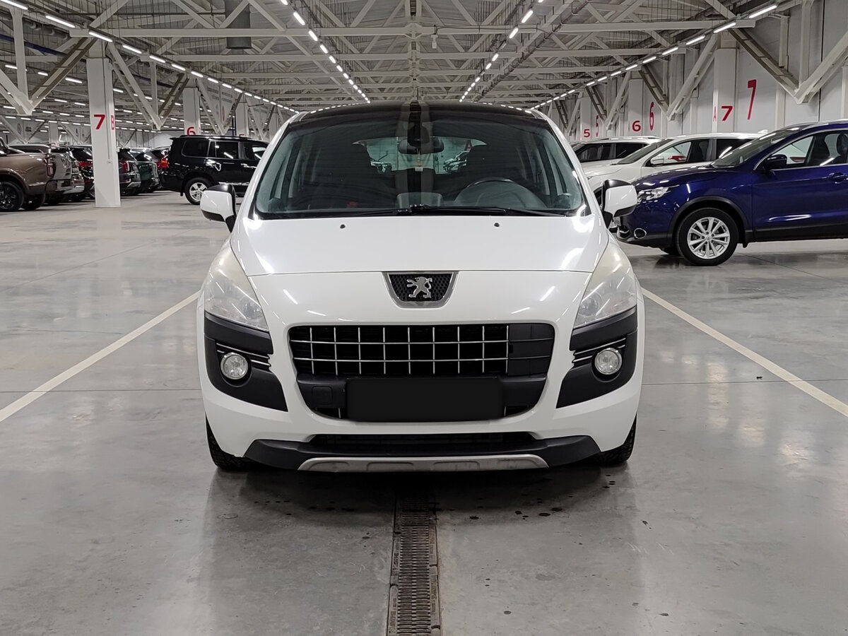 Peugeot 3008 б/у, 2012, Механическая. Фото: #1