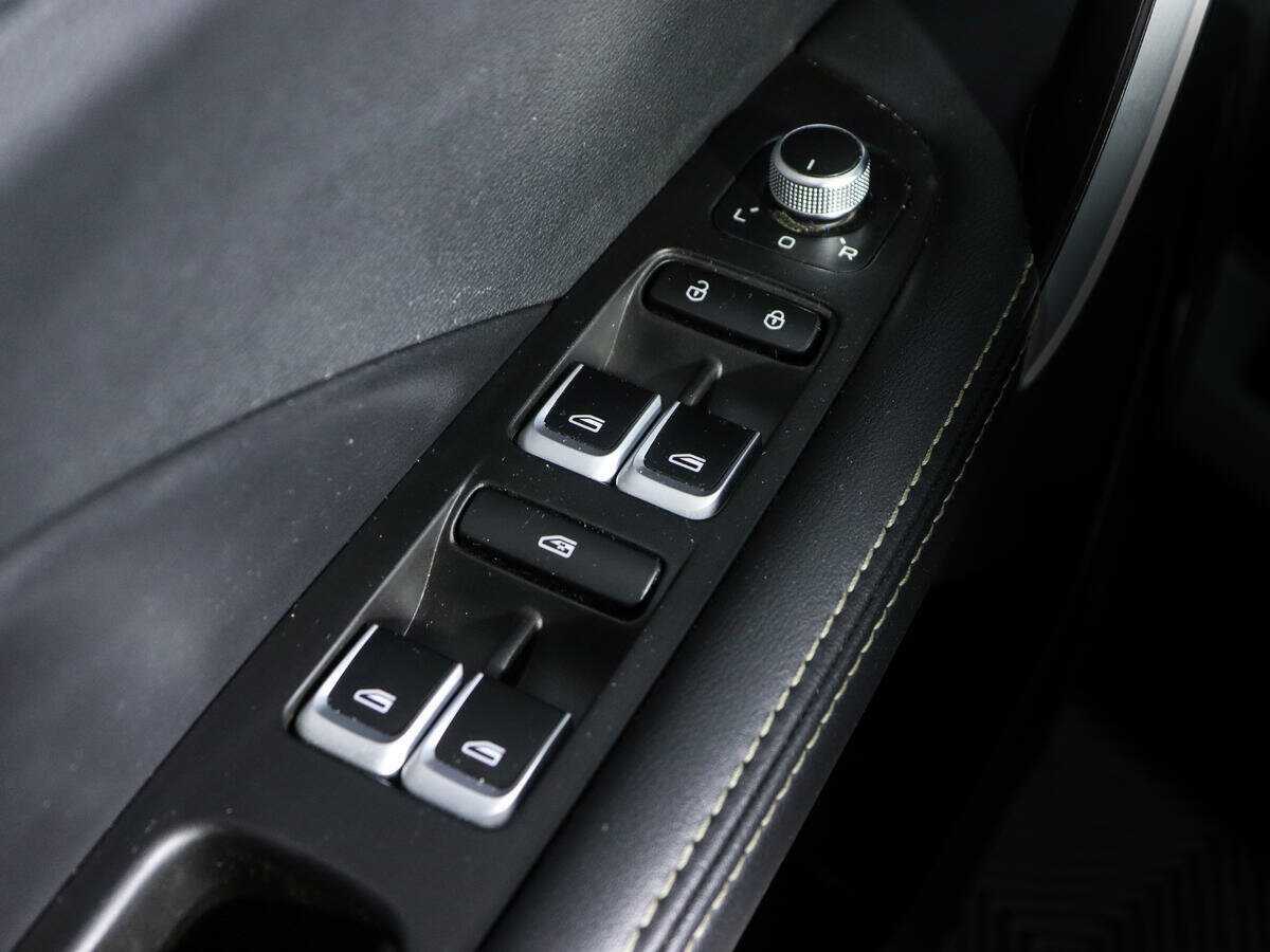 Geely Coolray б/у, 2021, Роботизированная. Фото: #18