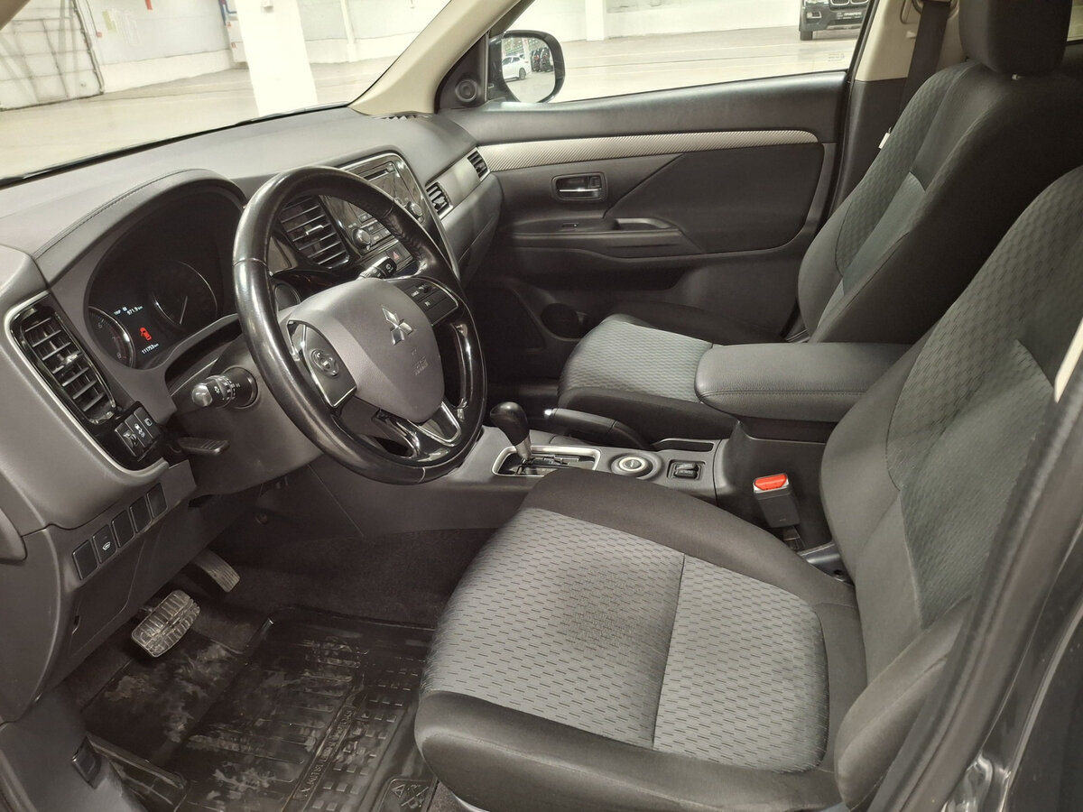 Mitsubishi Outlander б/у, 2015, Вариатор. Фото: #14