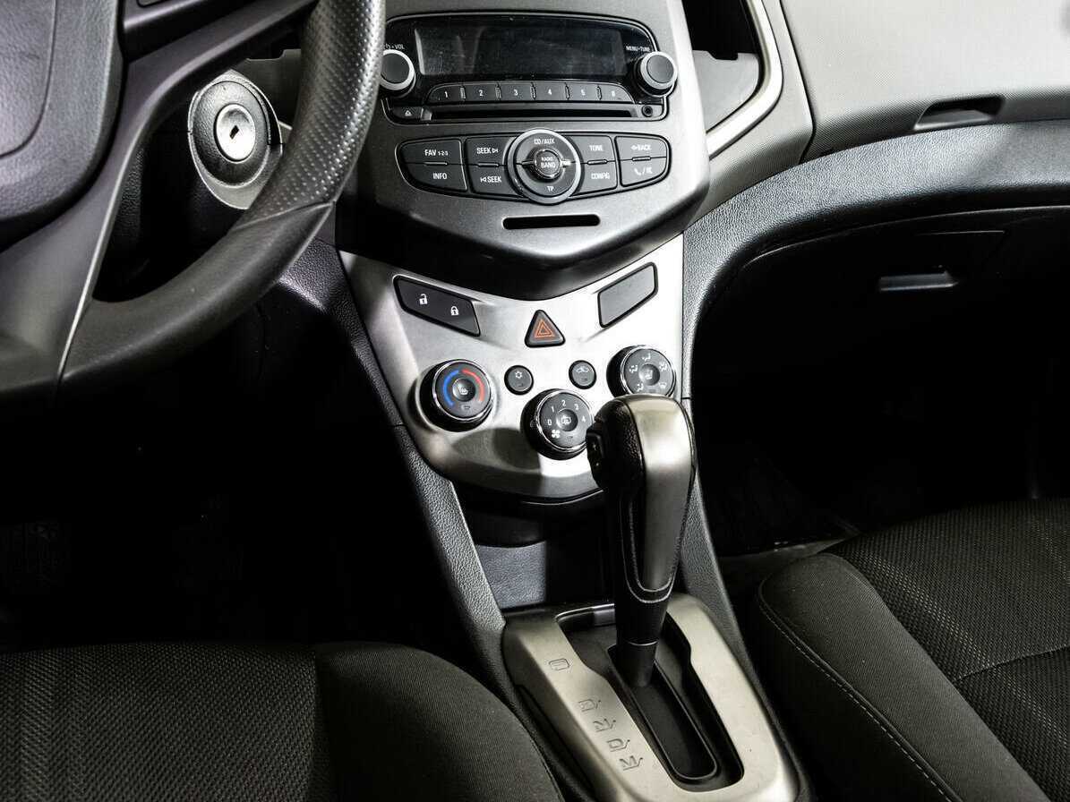 Chevrolet Aveo б/у, 2015, Автоматическая. Фото: #11