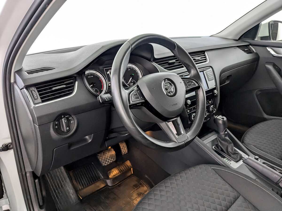 Skoda Octavia б/у, 2017, Автоматическая. Фото: #13