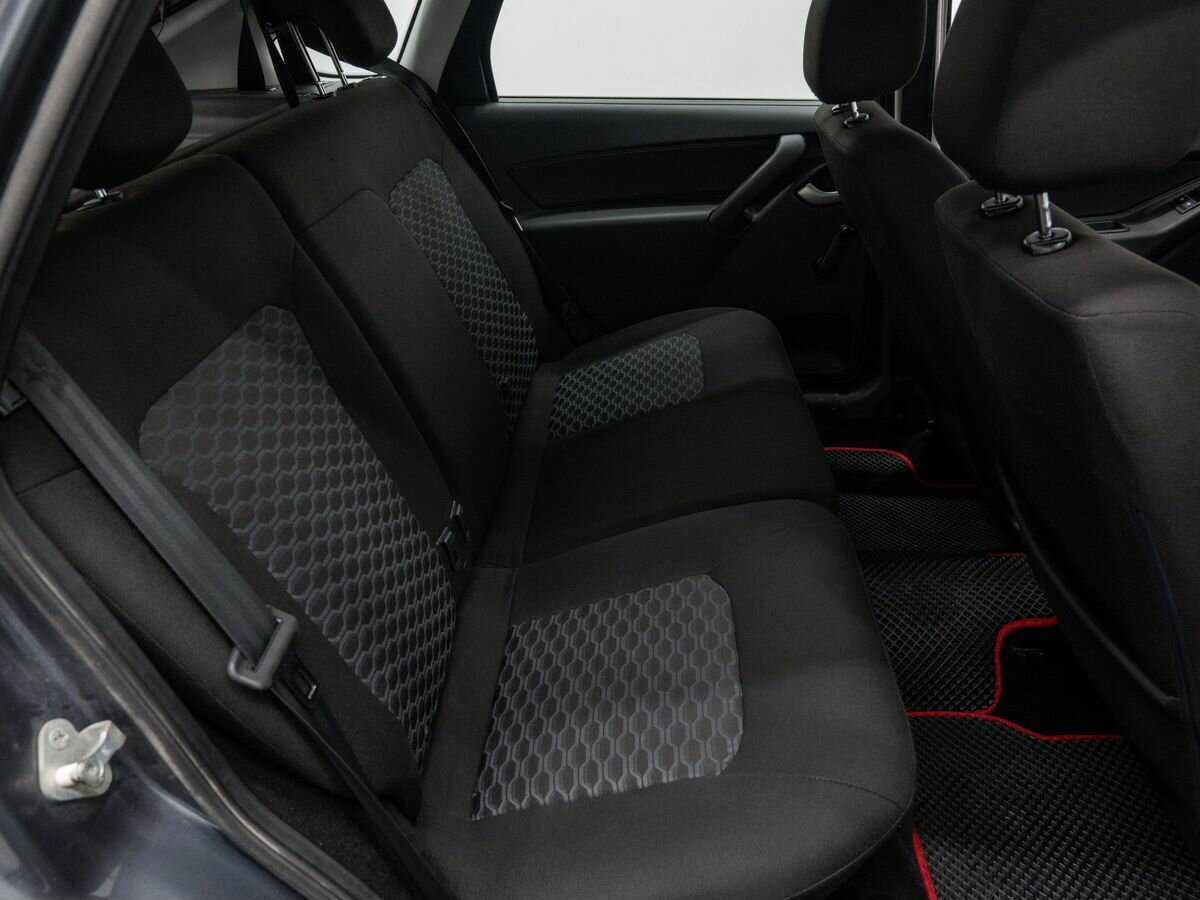 Lada (ВАЗ) Granta б/у, 2018, Механическая. Фото: #9