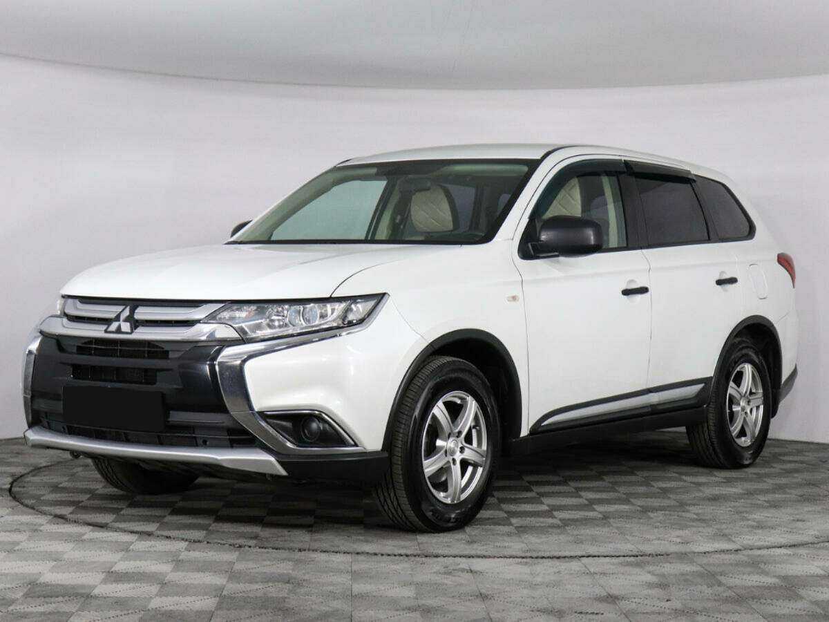Mitsubishi Outlander б/у, 2017, Вариатор. Посмотреть фото