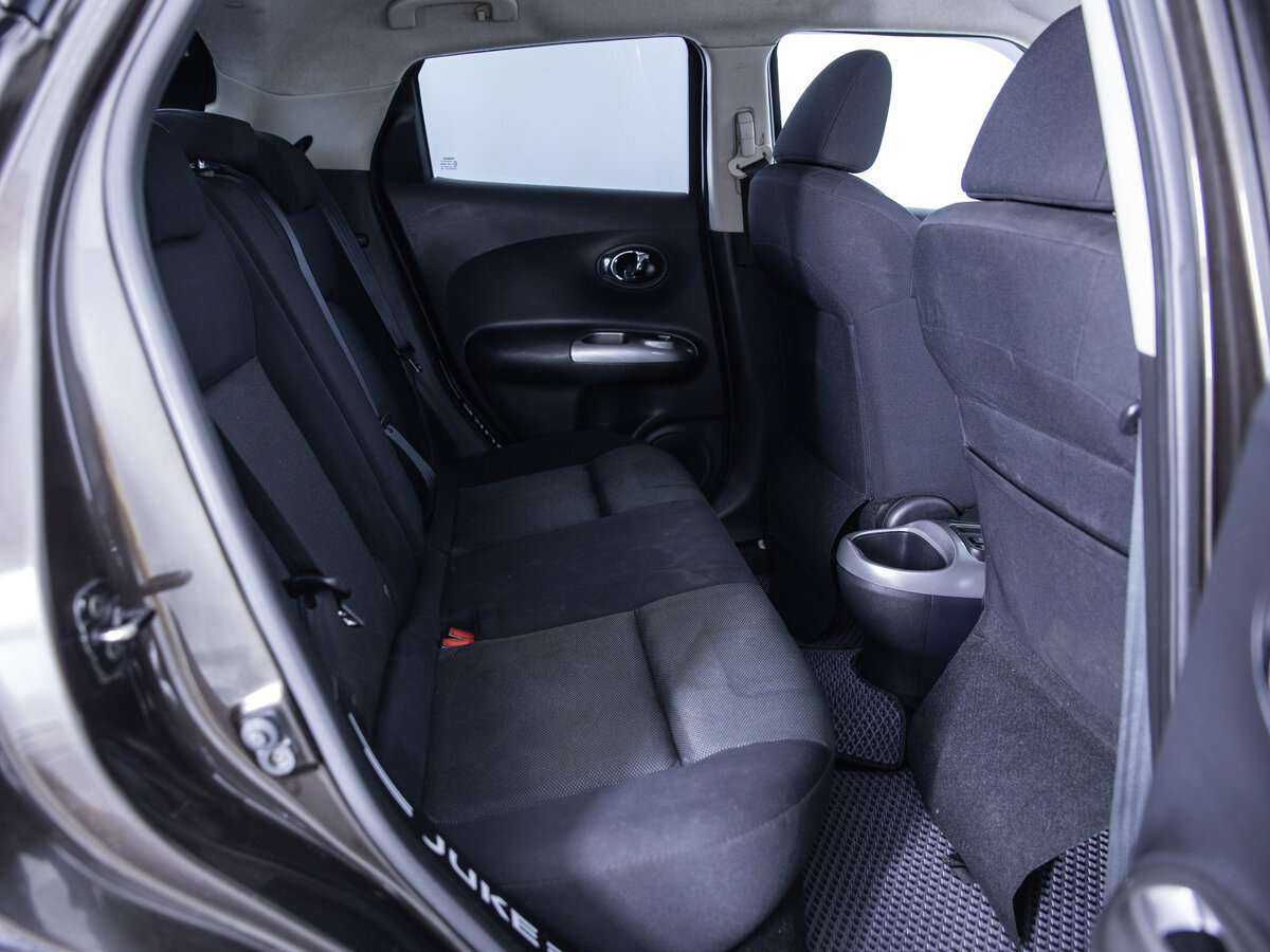 Nissan Juke б/у, 2012, Механическая. Фото: #17