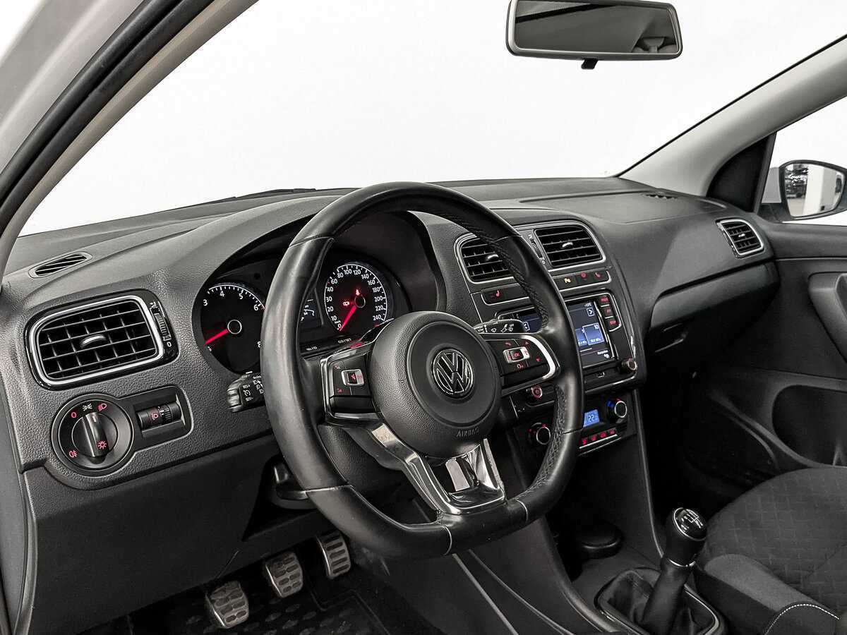 Volkswagen Polo б/у, 2018, Механическая. Фото: #14