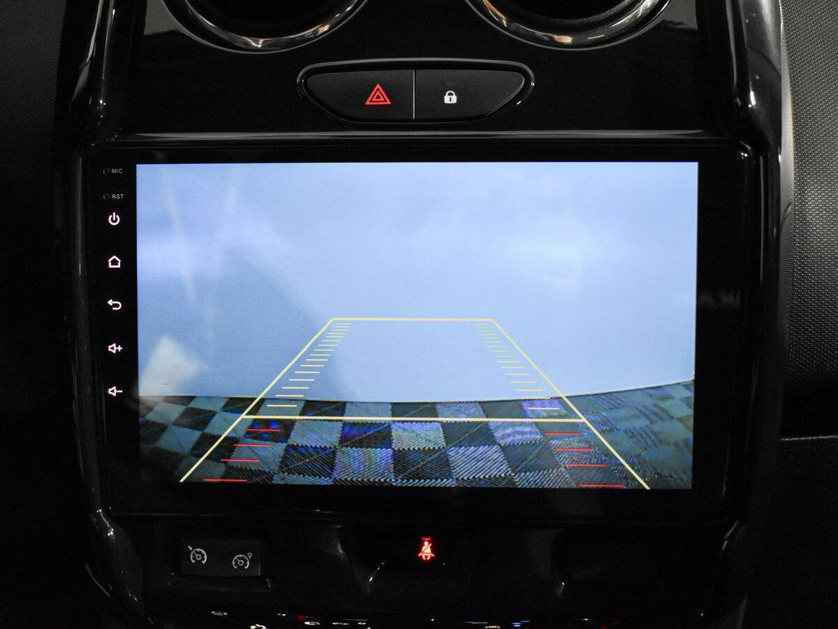 Renault Duster б/у, 2017, Механическая. Фото: #15