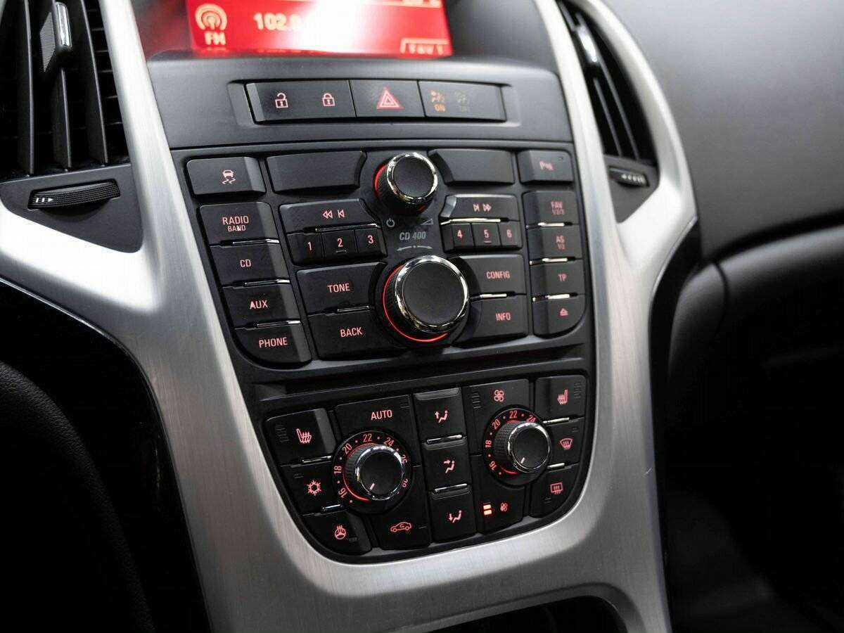 Opel Astra б/у, 2012, Автоматическая. Фото: #17