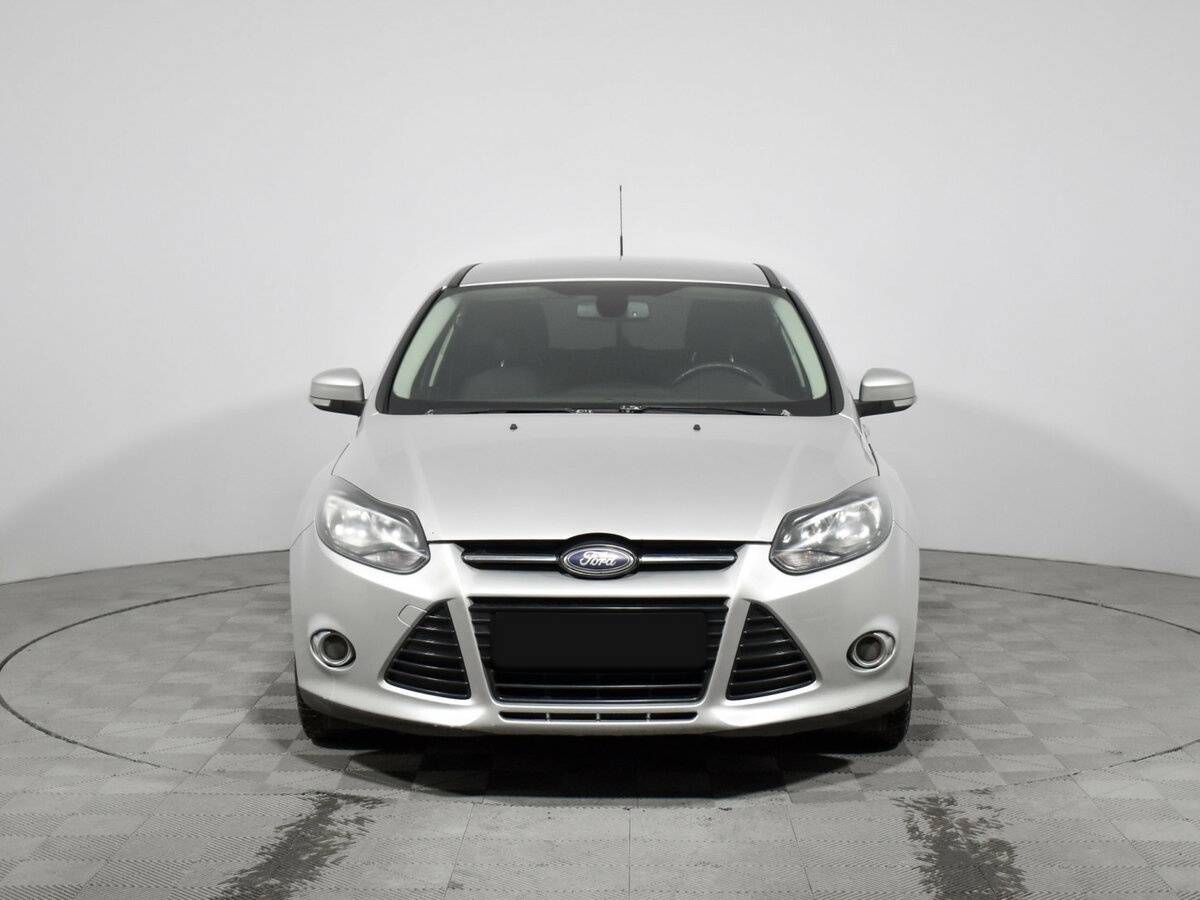 Ford Focus б/у, 2012, Механическая. Фото: #2