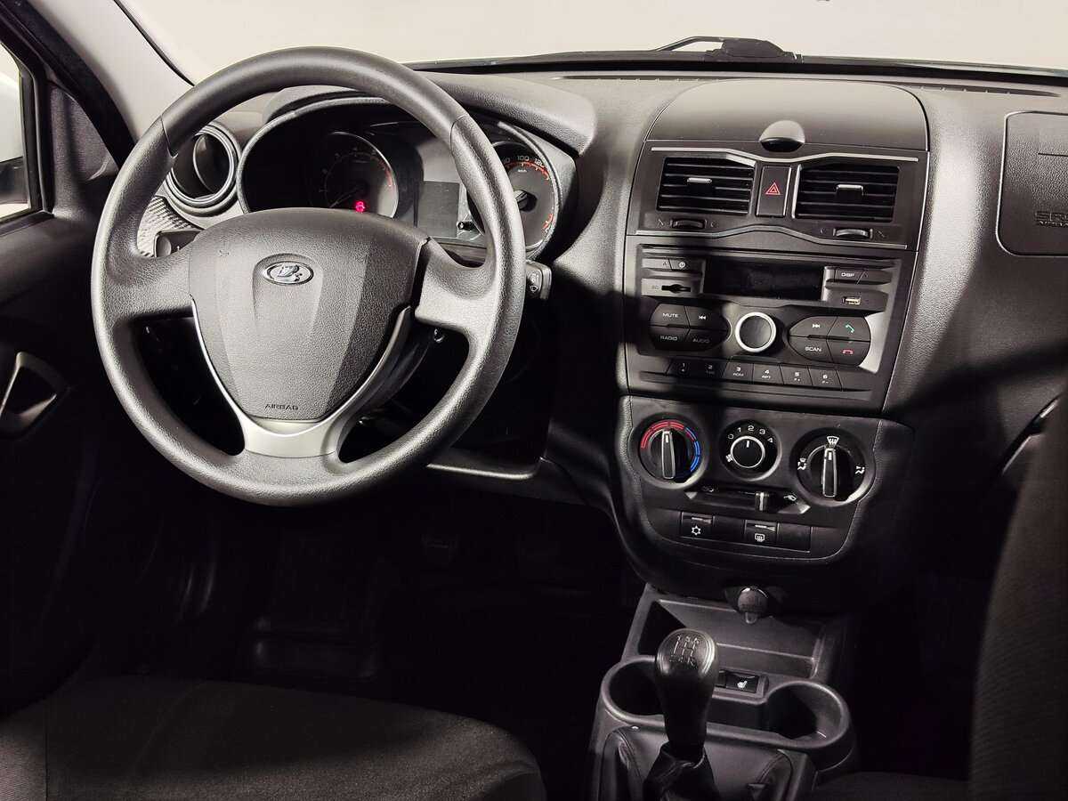 Lada (ВАЗ) Granta б/у, 2019, Механическая. Фото: #11