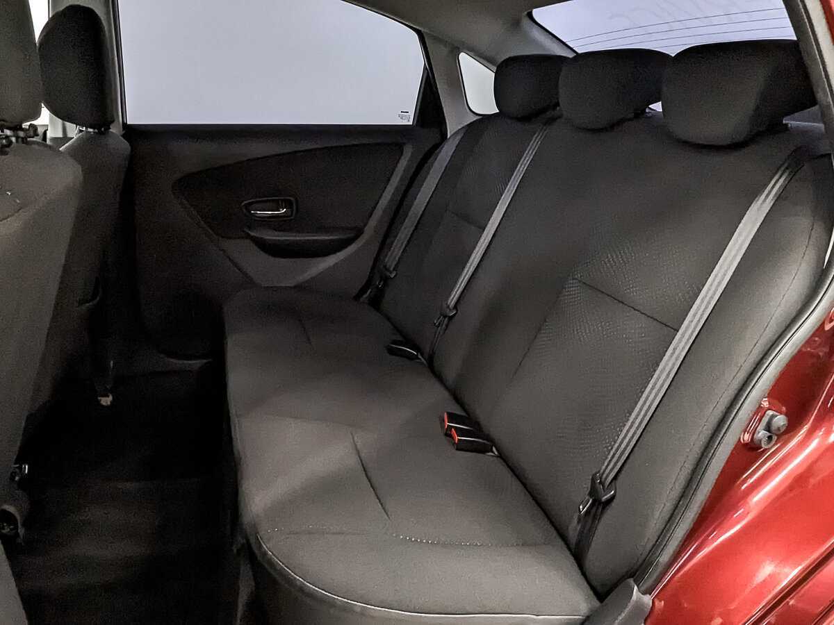 Nissan Almera б/у, 2014, Автоматическая. Фото: #17