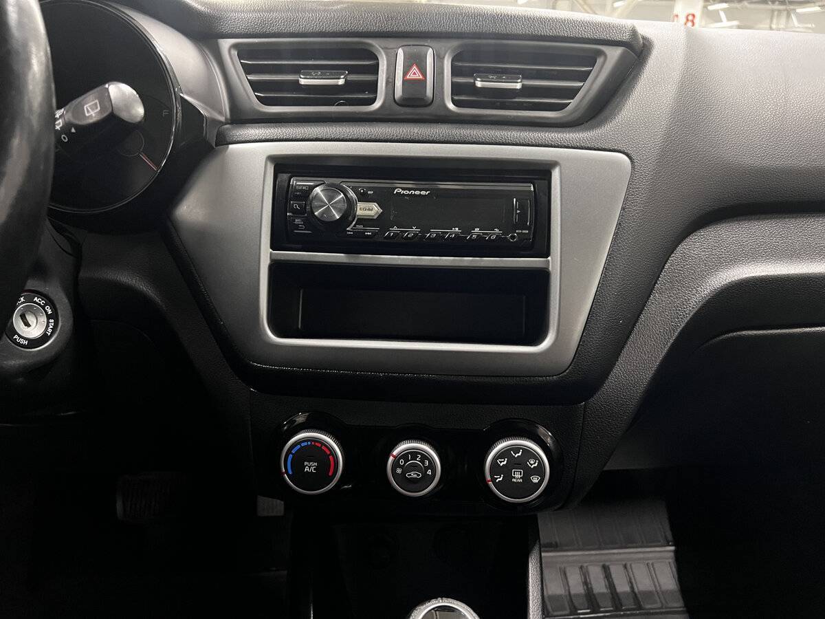 Kia Rio б/у, 2015, Автоматическая. Фото: #14