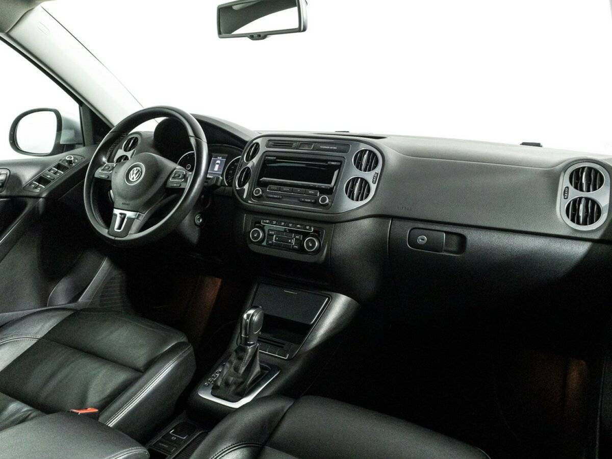 Volkswagen Tiguan б/у, 2012, Автоматическая. Фото: #8