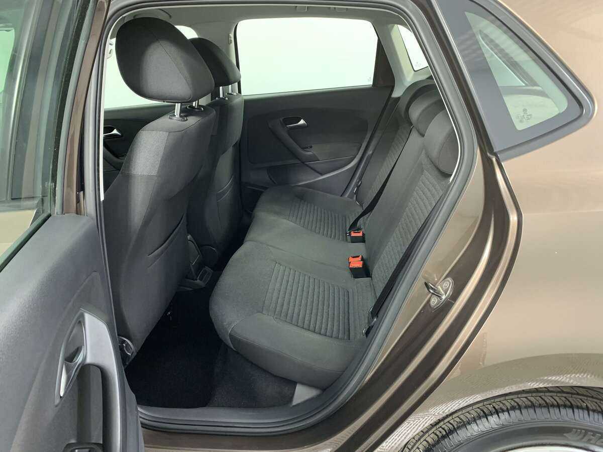 Volkswagen Polo б/у, 2012, Механическая. Фото: #9