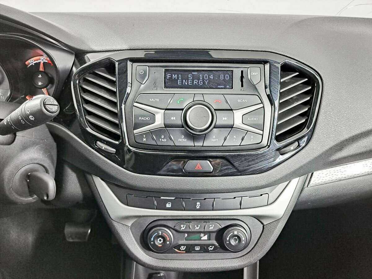 Lada (ВАЗ) Vesta б/у, 2019, Роботизированная. Фото: #12