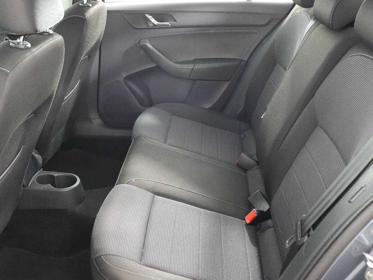 Skoda Rapid б/у, 2014, Роботизированная. Фото: #8