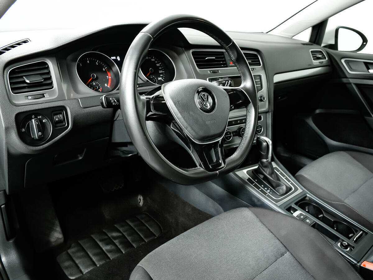 Volkswagen Golf б/у, 2015, Автоматическая. Фото: #12