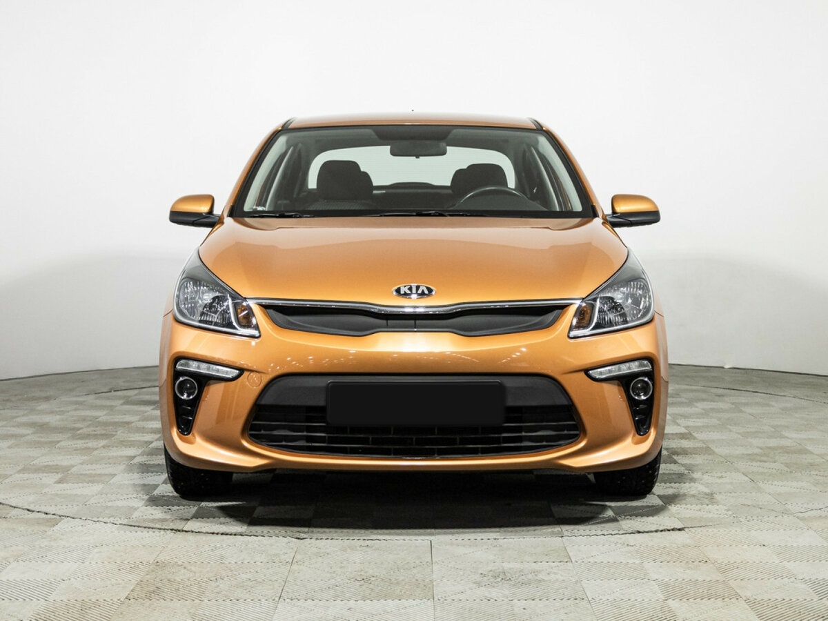Kia Rio б/у, 2017, Автоматическая. Фото: #1