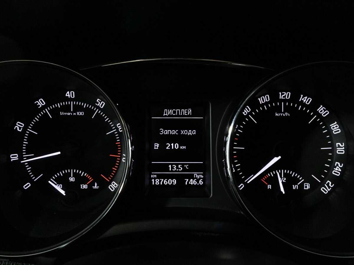 Skoda Superb б/у, 2014, Роботизированная. Фото: #11