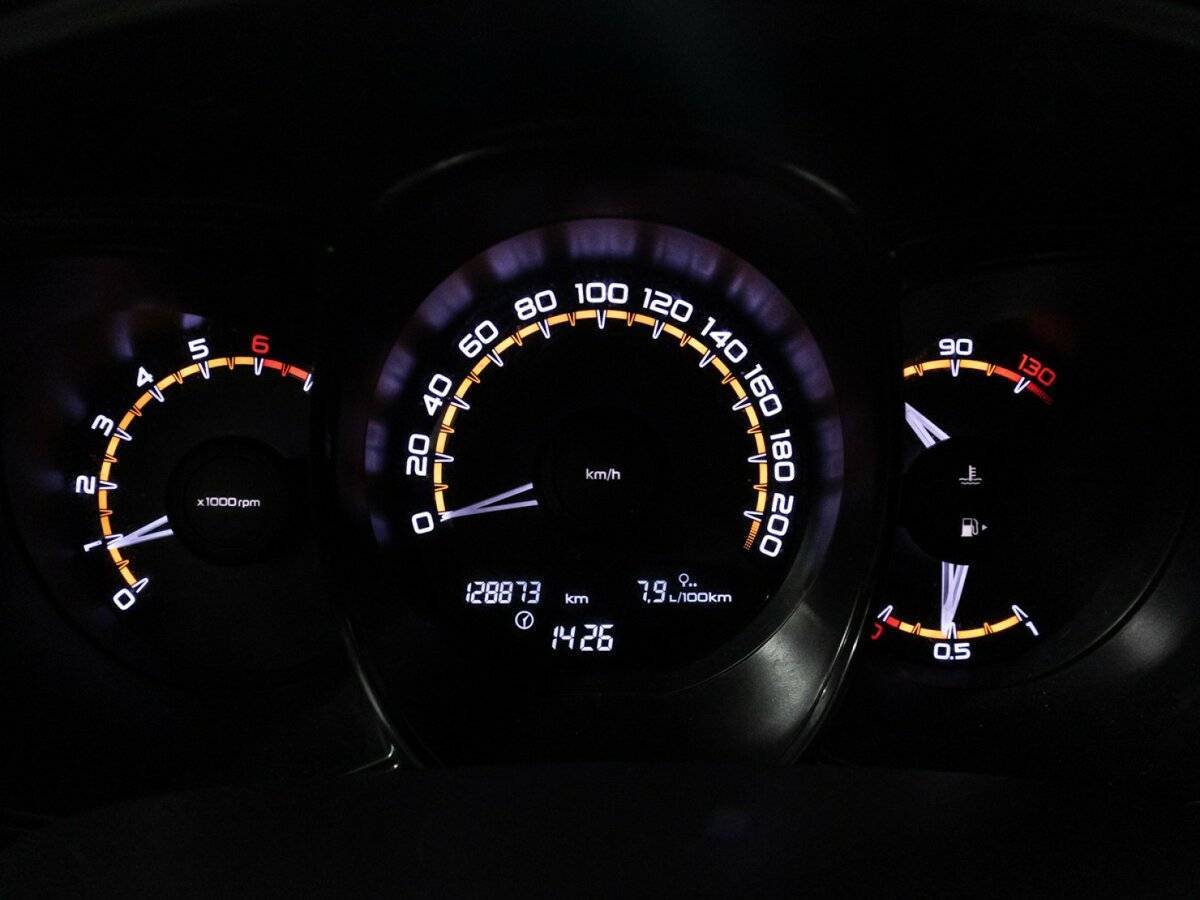 Lada (ВАЗ) Vesta б/у, 2019, Механическая. Фото: #11