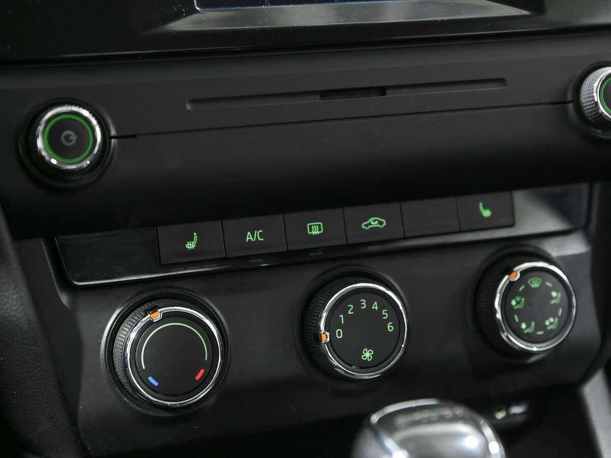 Skoda Octavia б/у, 2016, Автоматическая. Фото: #11