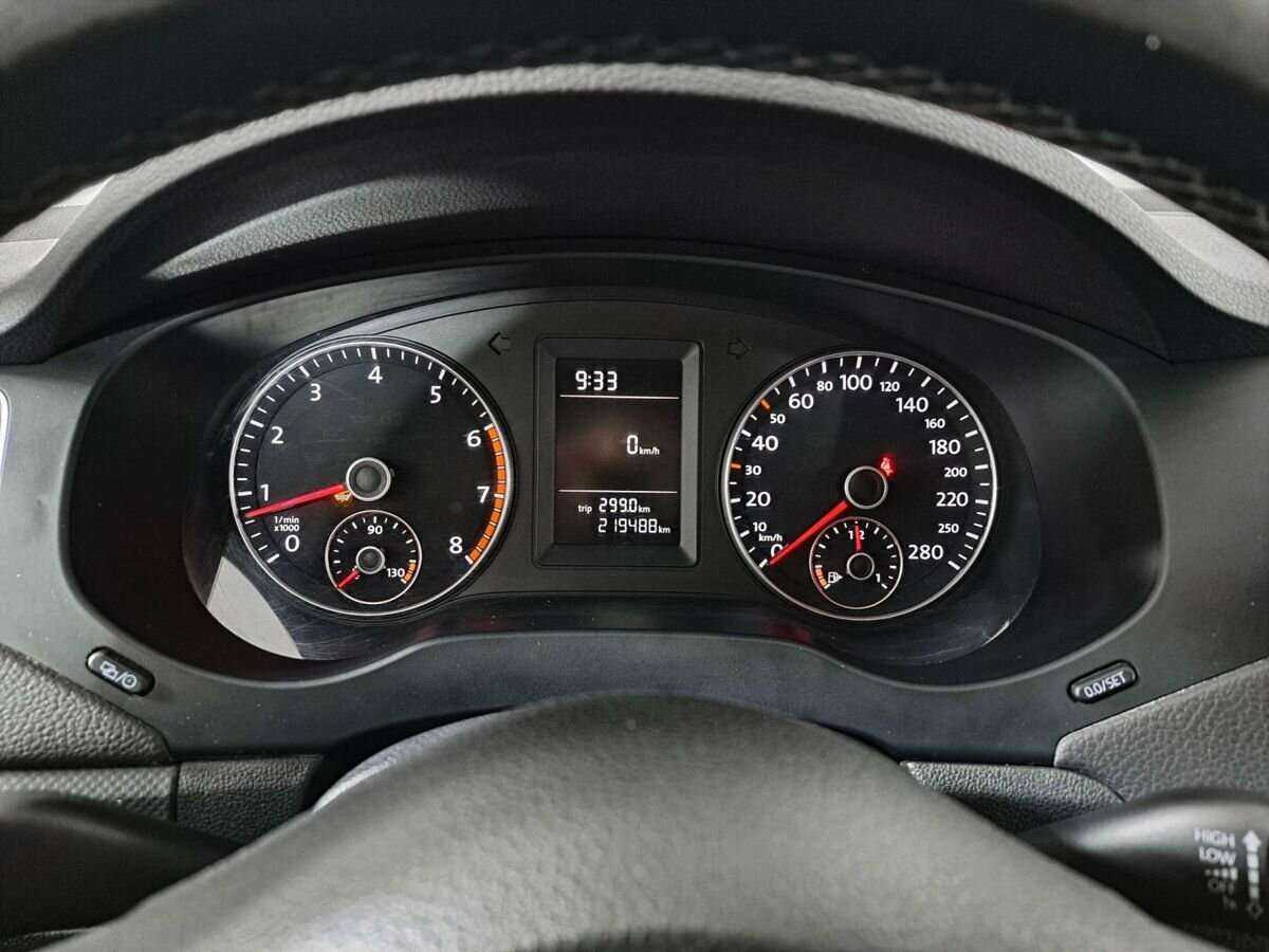 Volkswagen Jetta б/у, 2014, Механическая. Фото: #10