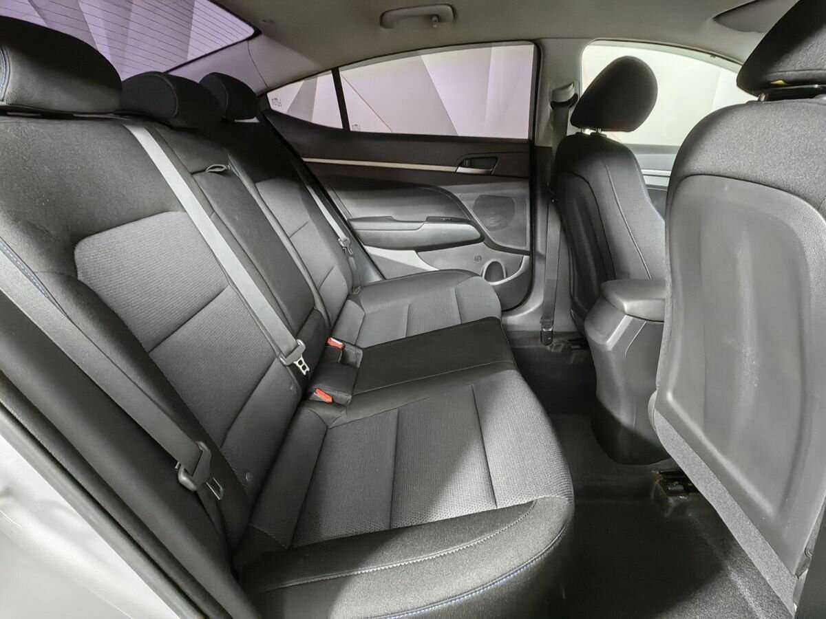 Hyundai Elantra б/у, 2018, Механическая. Фото: #10