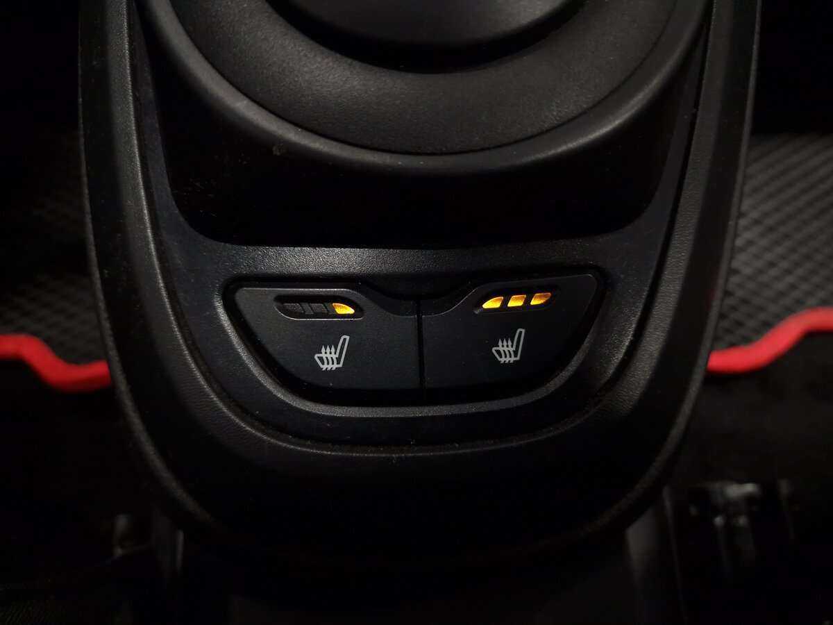 Lada (ВАЗ) Vesta б/у, 2018, Роботизированная. Фото: #8