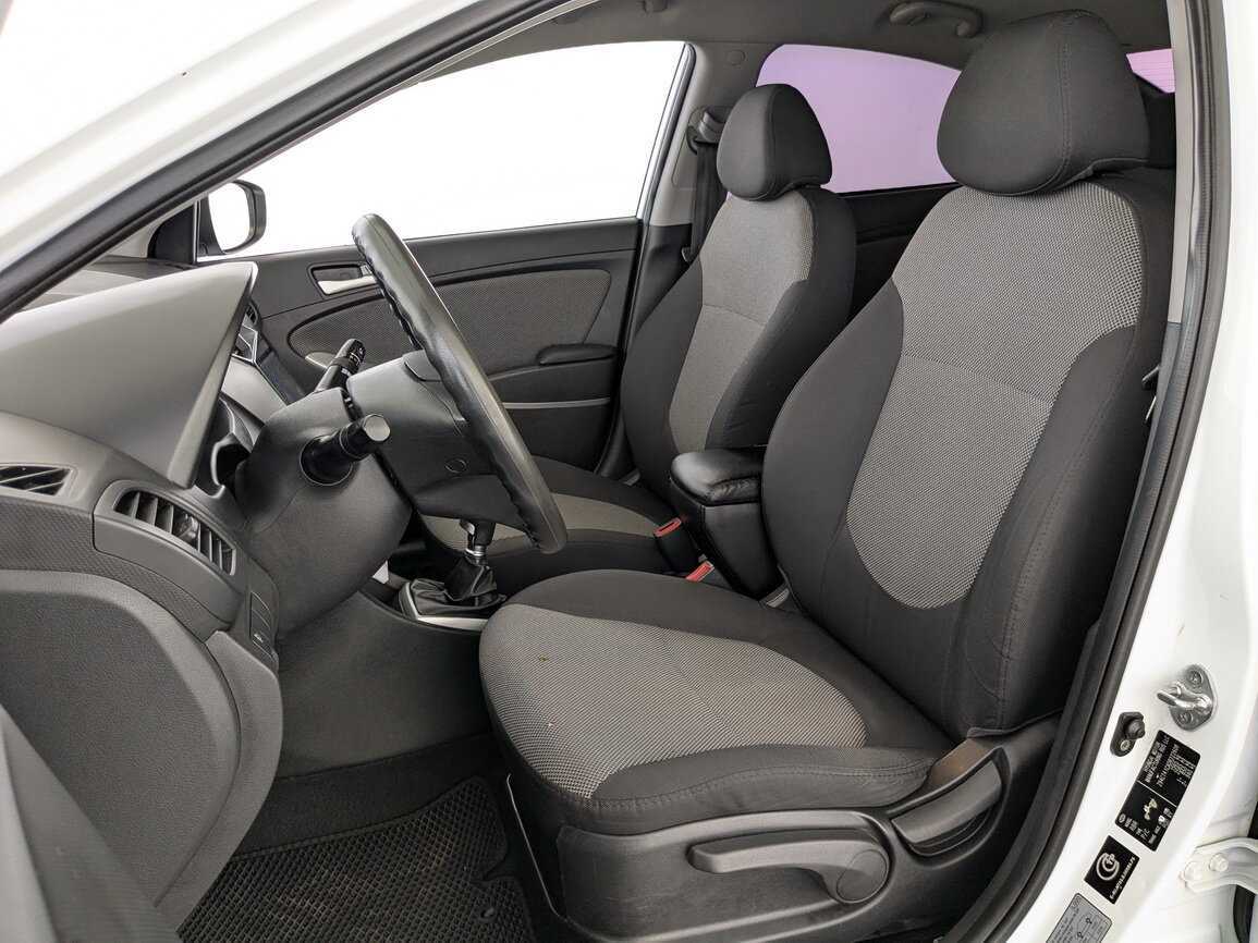 Hyundai Solaris б/у, 2013, Механическая. Фото: #16