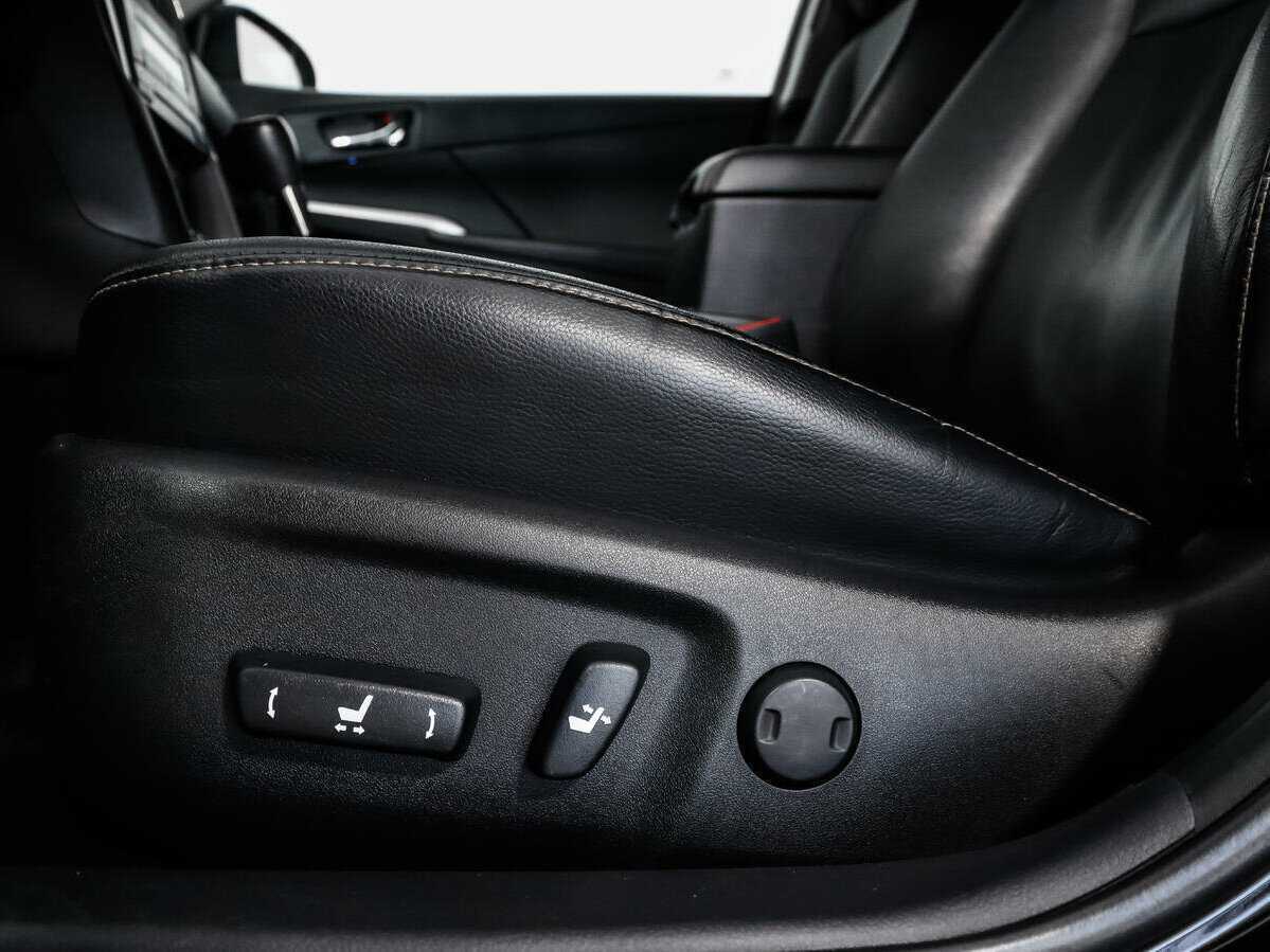 Toyota Camry б/у, 2015, Автоматическая. Фото: #9