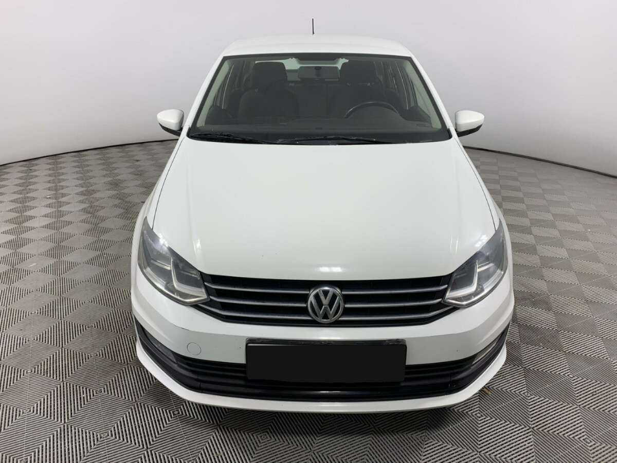 Volkswagen Polo б/у, 2019, Механическая. Фото: #1