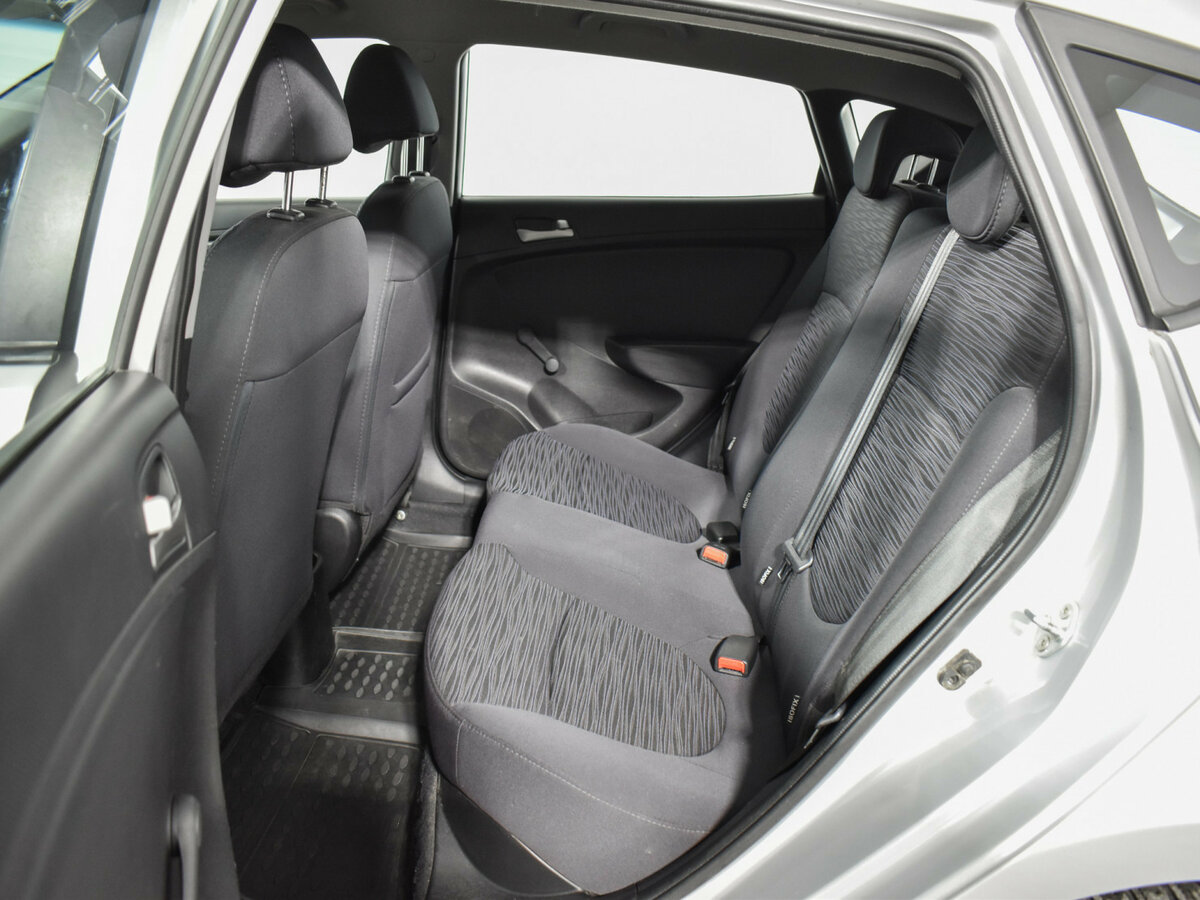 Hyundai Solaris б/у, 2015, Автоматическая. Фото: #10