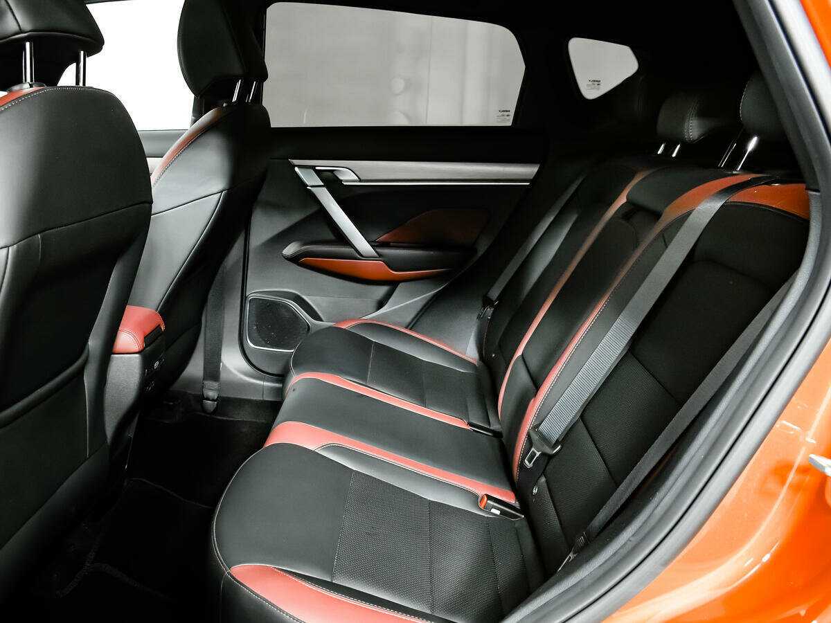 Geely Coolray б/у, 2022, Роботизированная. Фото: #11