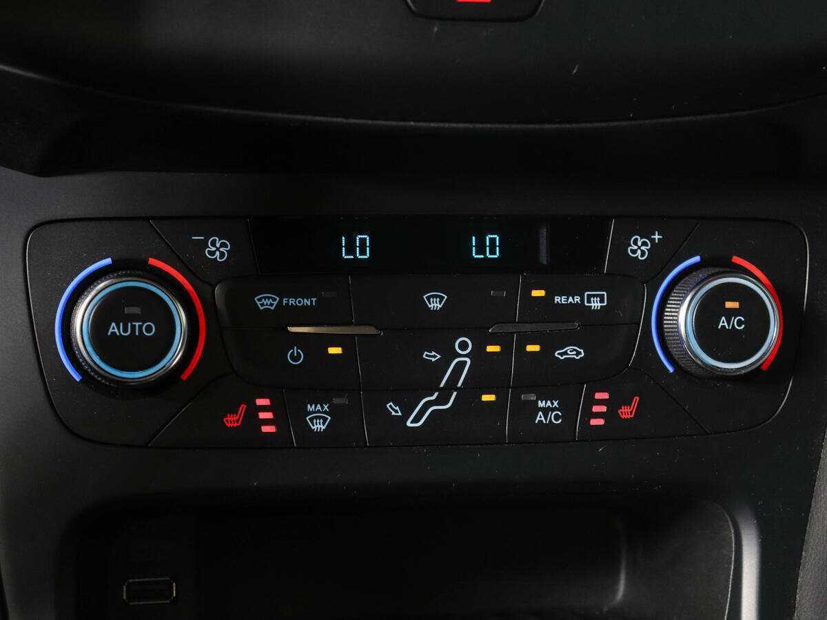 Ford Focus б/у, 2018, Автоматическая. Фото: #11