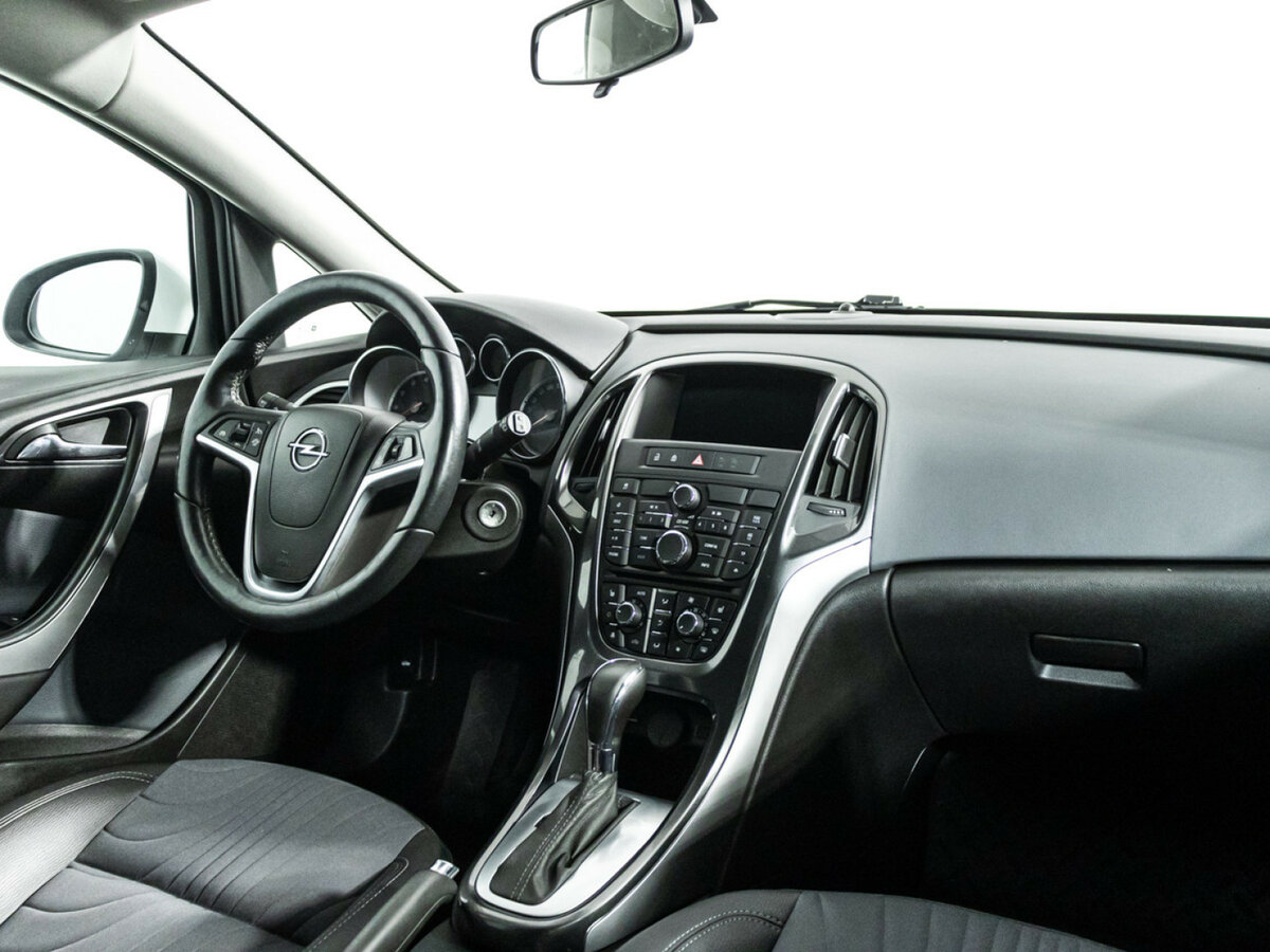 Opel Astra б/у, 2014, Автоматическая. Фото: #8