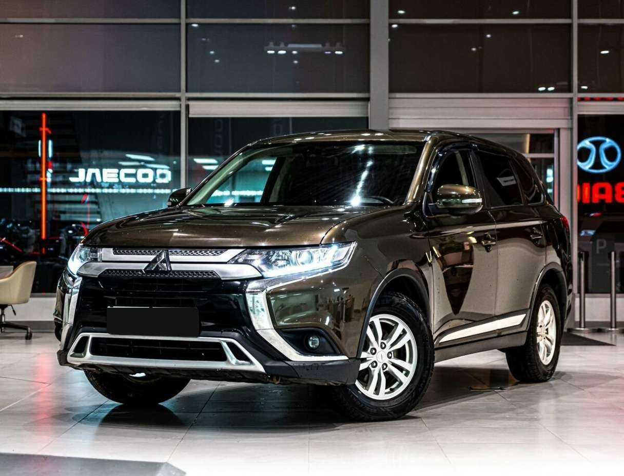Mitsubishi Outlander б/у, 2018, Вариатор. Фото: #0
