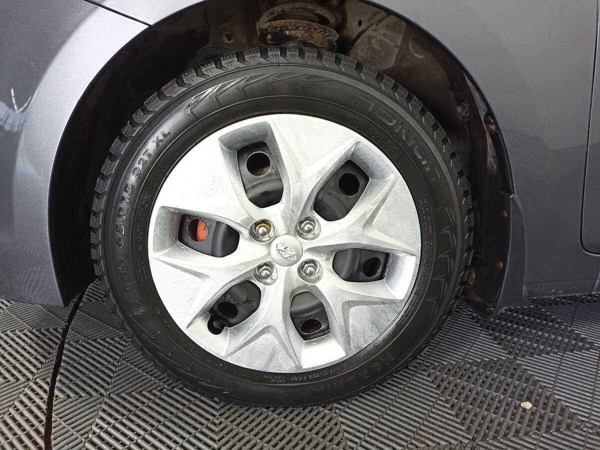 Hyundai Solaris б/у, 2015, Механическая. Фото: #17