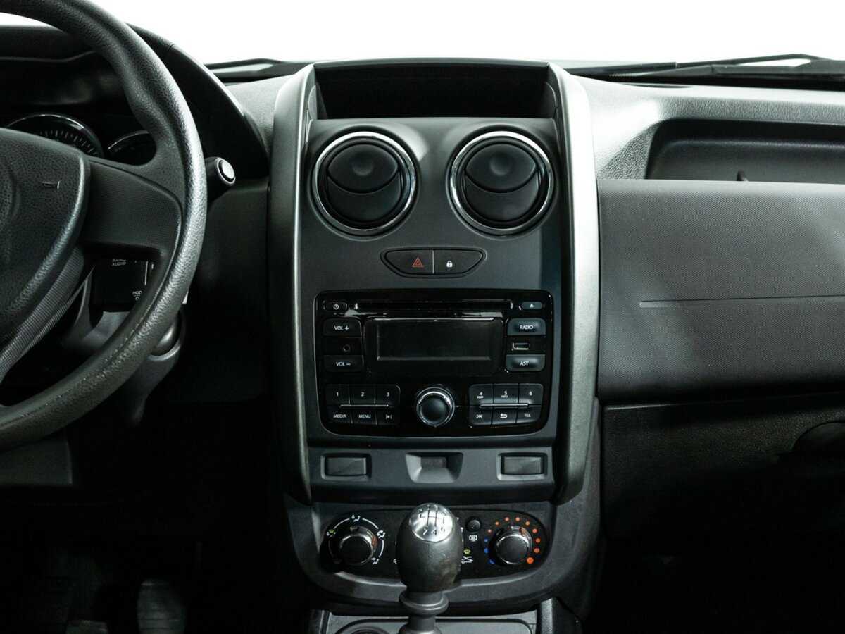 Renault Duster б/у, 2016, Механическая. Фото: #13