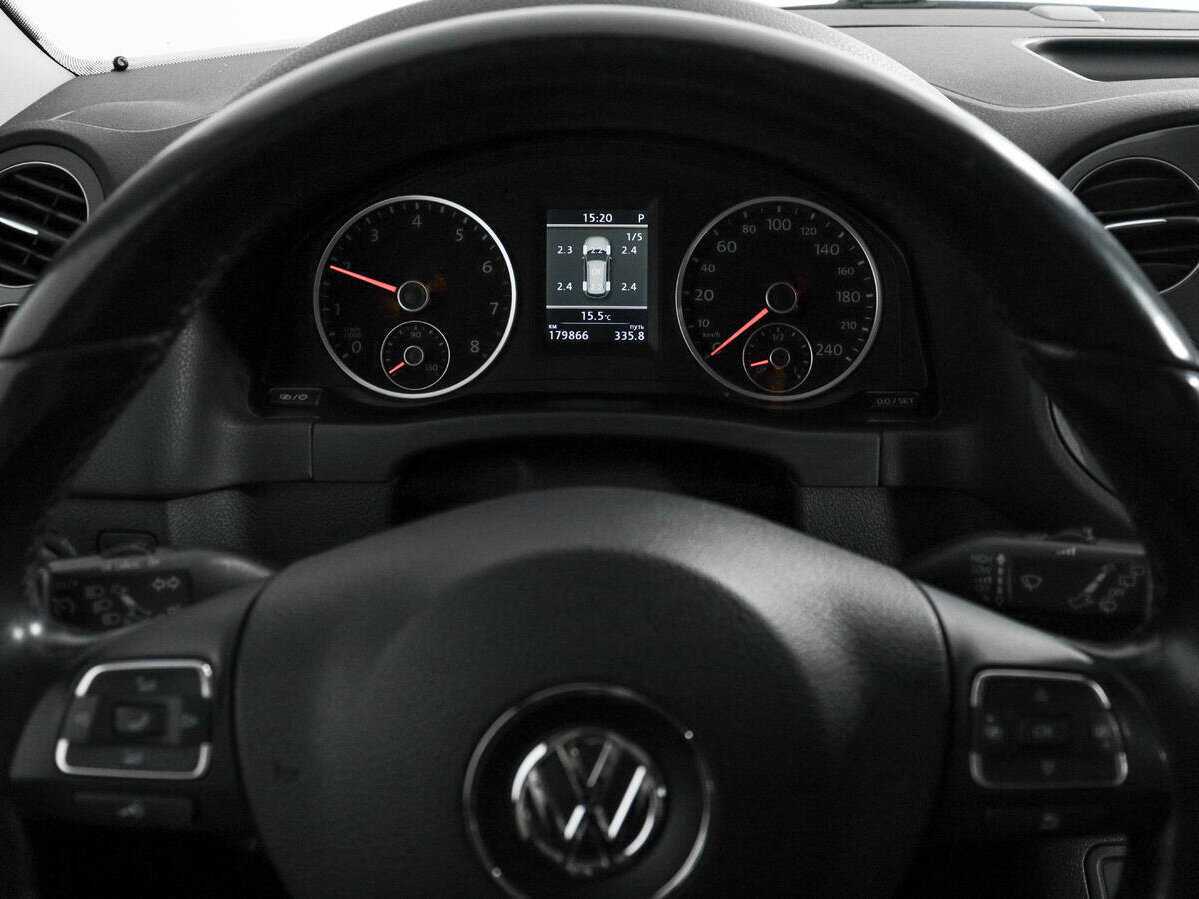 Volkswagen Tiguan б/у, 2013, Автоматическая. Фото: #15