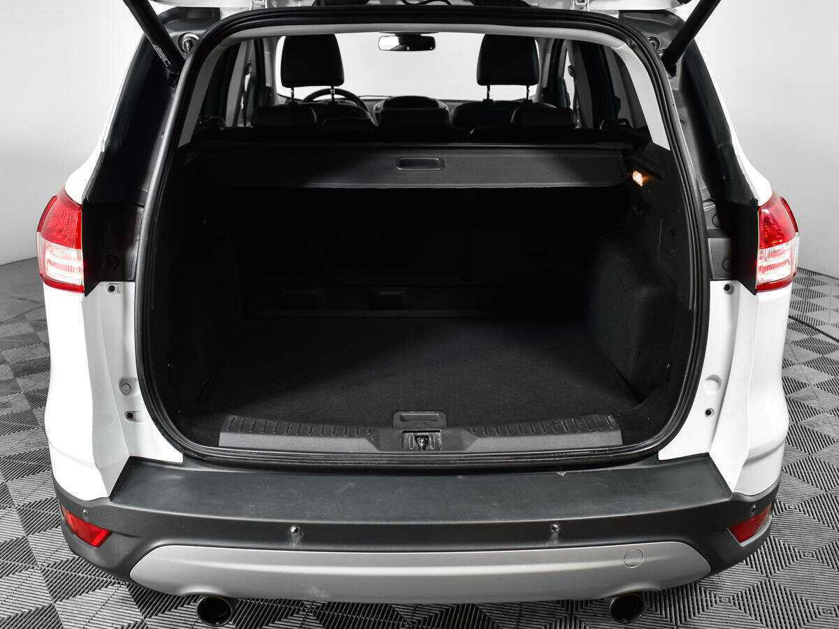 Ford Kuga б/у, 2014, Автоматическая. Фото: #16