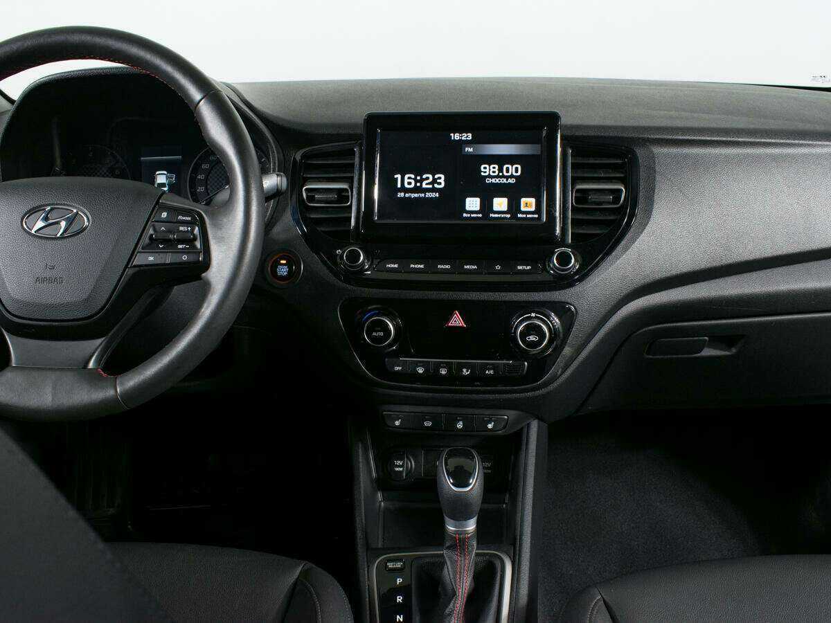 Hyundai Solaris б/у, 2021, Автоматическая. Фото: #10