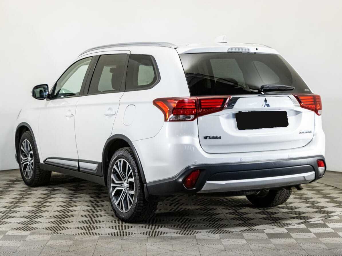 Mitsubishi Outlander б/у, 2018, Вариатор. Фото: #5